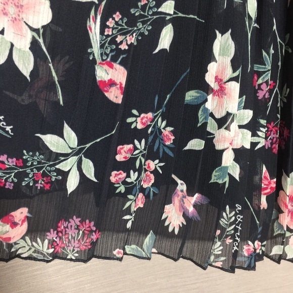 ABERCROMBIE Kids Girls Flowy Pleated Cami Tank Top - Picture 2 of 5